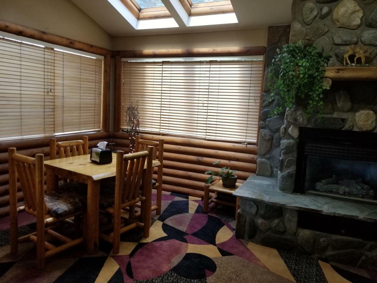Ponderay Days Inn By Wyndham Sandpoint מראה חיצוני תמונה